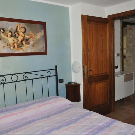 Farm Il Carro Del Colle Farm stay Collevalenza